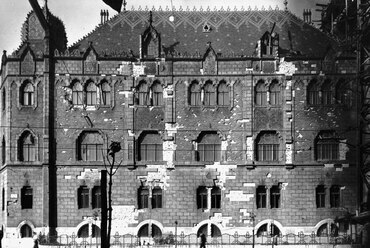 Üllői út 33-37., Iparművészeti Múzeum, 1958. Forrás: Fortepan / Budapest Főváros Levéltára. Levéltári jelzet: HU_BFL_XV_19_c_11
