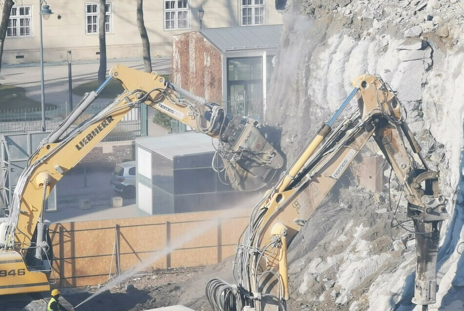 Jogszerűnek találta a bíróság a Magyar Rádió bontási engedélyét