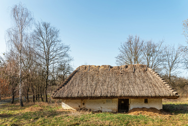 A szőlőhegyen fennmaradt épületek állagmegóvása, felújítása folyamatos, évről évre tűnnek fel a gyomoktól megtisztított présházak, akár új építésűek is. A régi épületek esetén főként a tető gondozása, cseréje jelent kevésbé látványos, de fontos feladatot.
