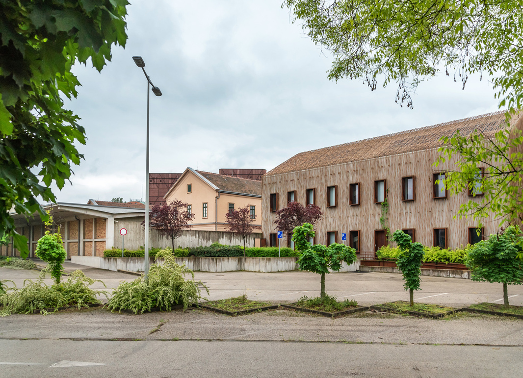 Életjelek nélkül: tíz éves a Sorsok Háza épülete