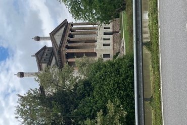 Velencei utunk nem rögtön a Biennálé területére vezetett, első állomásaként Andrea Palladio a Foscari család számára tervezett villáját látogattuk meg.
