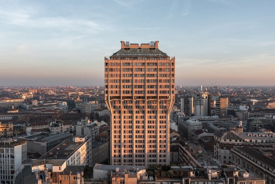 Újjászületett a Torre Velasca Milánóban