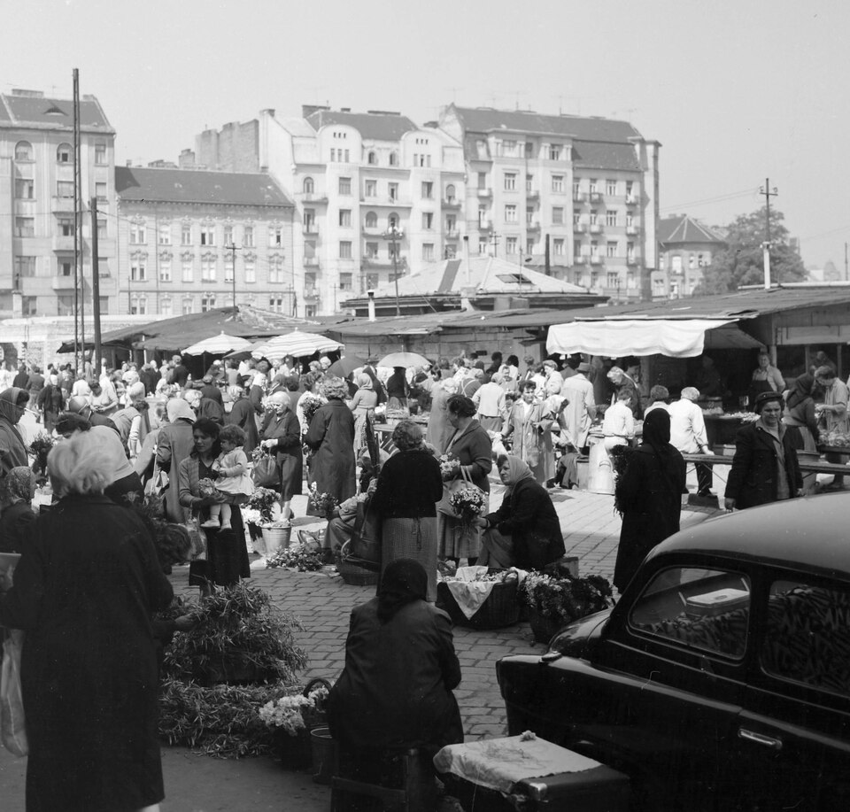 A Teleki László téri piac, 1966. Forrás: Fortepan / Faragó György
