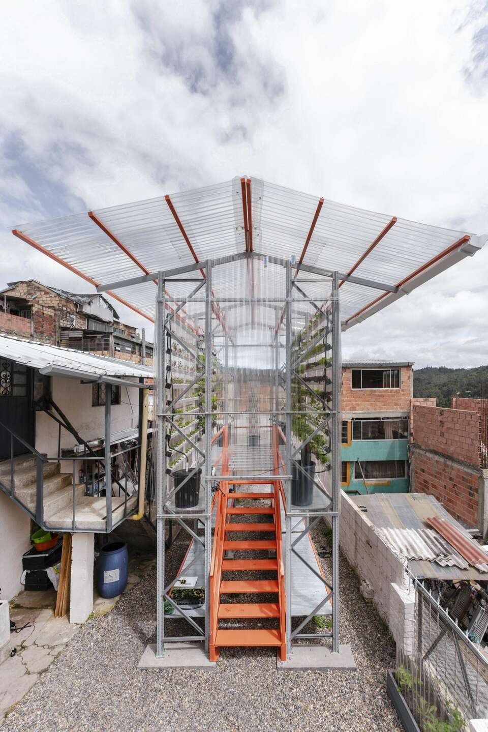 alsar-atelier, Oscar Zamora, Cesar Salomon, and Yazmin Crespo, Hydroponics Module, Colombia, 2024. Fotó: Mateo Perez.
