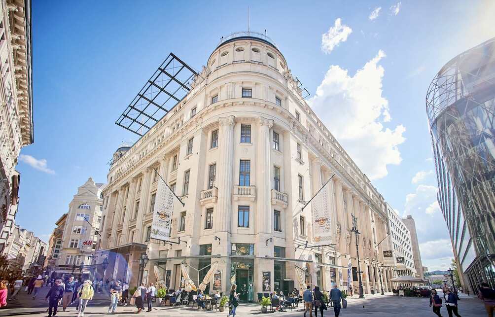 Váci1 irodaház – DVM group
