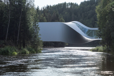 Kistefos – The Twist, Norvégia. Forrás: KÉSZ Metaltech
