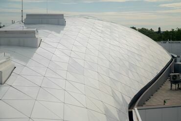 Jedlik Ányos Gimnázium, Budapest. Forrás: KÉSZ Metaltech
